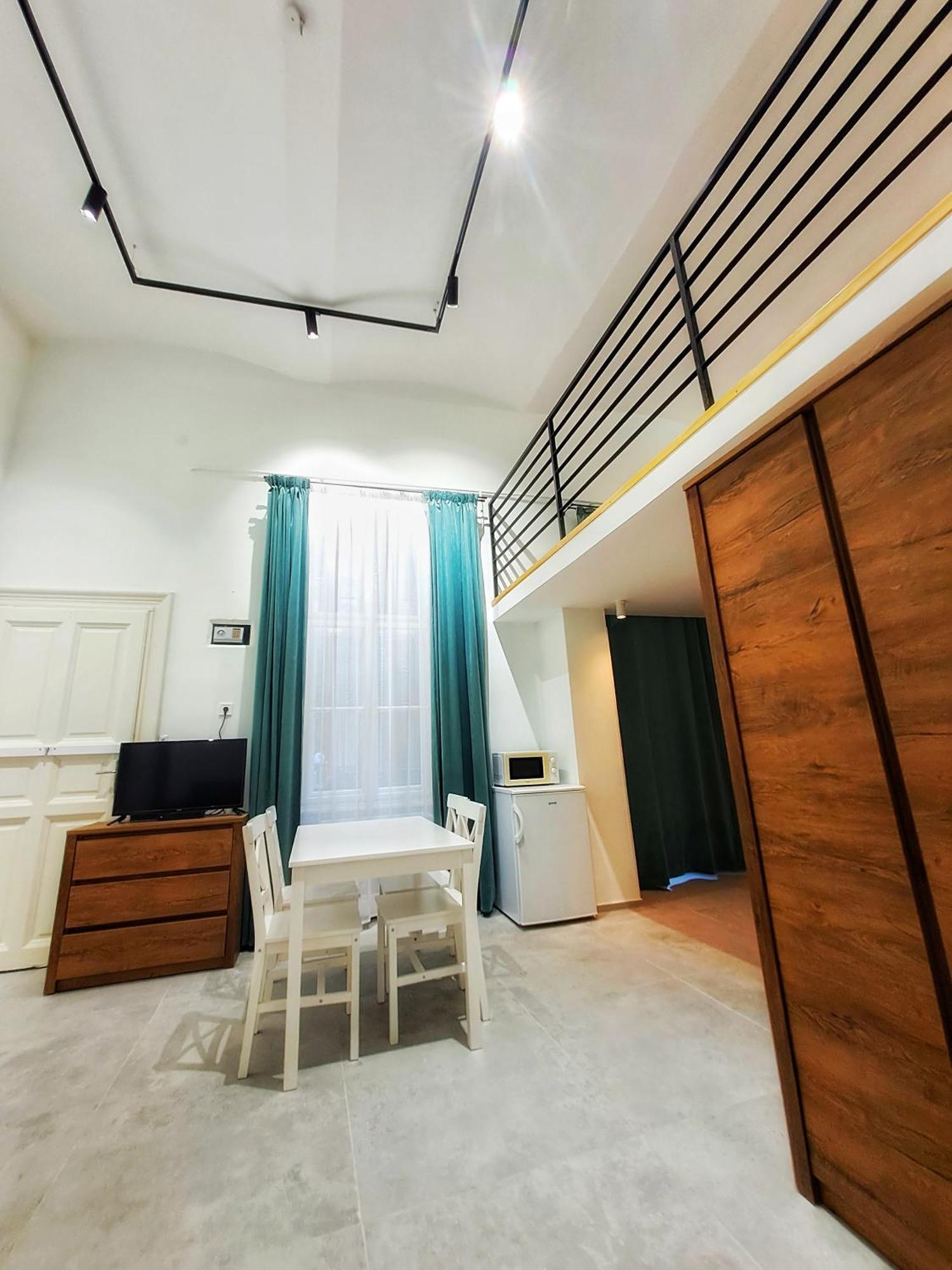 Masszi Apartman Budapest Budapeste Exterior foto
